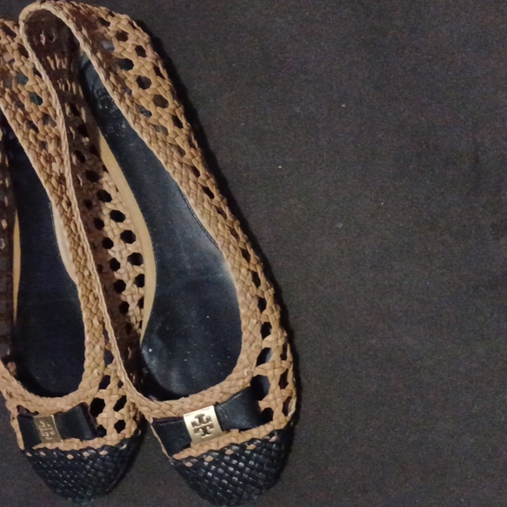 Women's Black and Tan Tory Burch  Flats Size 6M - Picture 4 of 7
